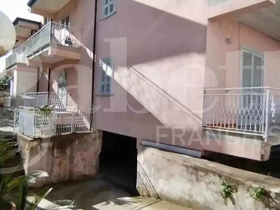 Immagine 9 di Palazzo in vendita  in Via corridoni a Aversa