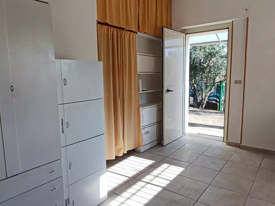 Immagine 13 di Villa in vendita  in LocalitÃ  MORTILLA, SNC a Magisano