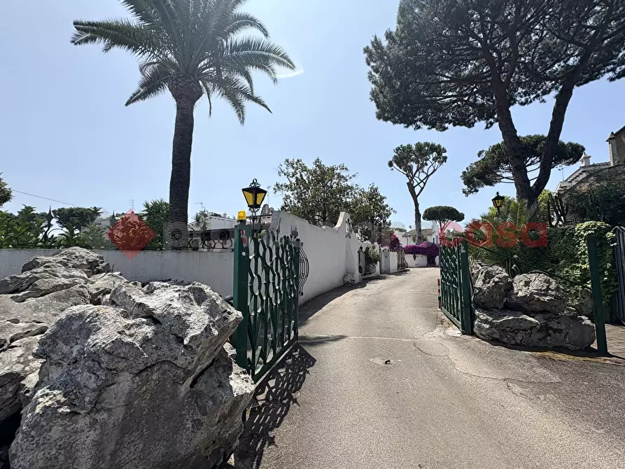Immagine 2 di Casa bifamiliare in vendita  in Via RESIDENCE IL CAMPANILE, 24 a Terracina