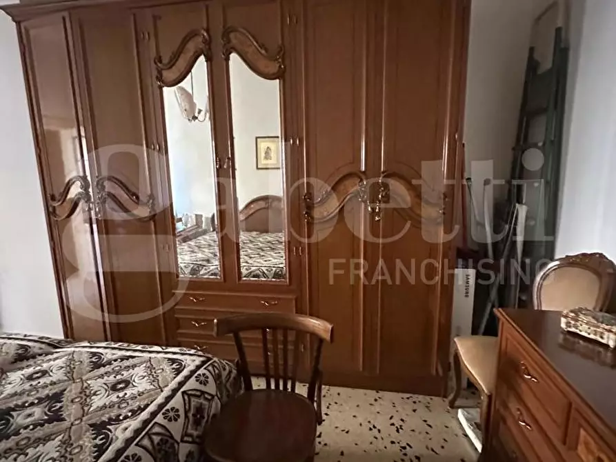 Immagine 13 di Appartamento in vendita  in Via Camillo Porzio a Ostuni