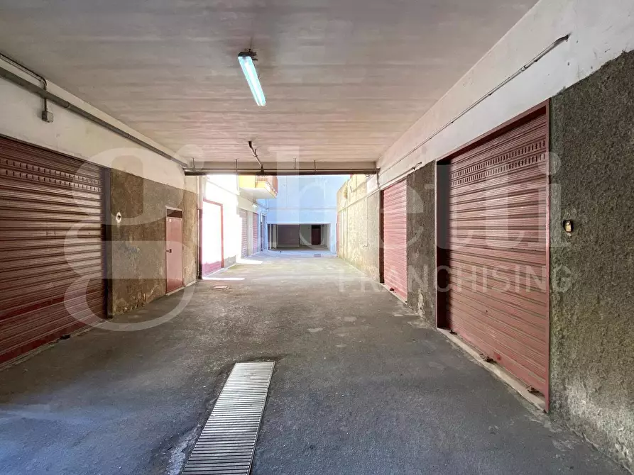 Immagine 6 di Box auto in vendita  in Via Baden Powell a Trani