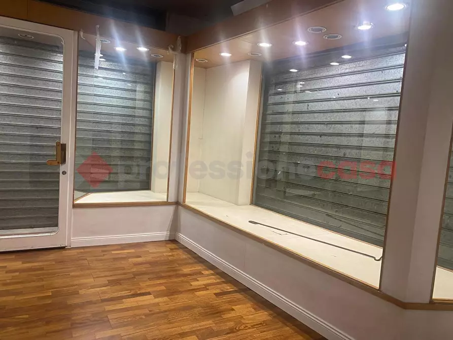 Immagine 6 di Negozio in affitto  in Via G. da Empoli a Empoli