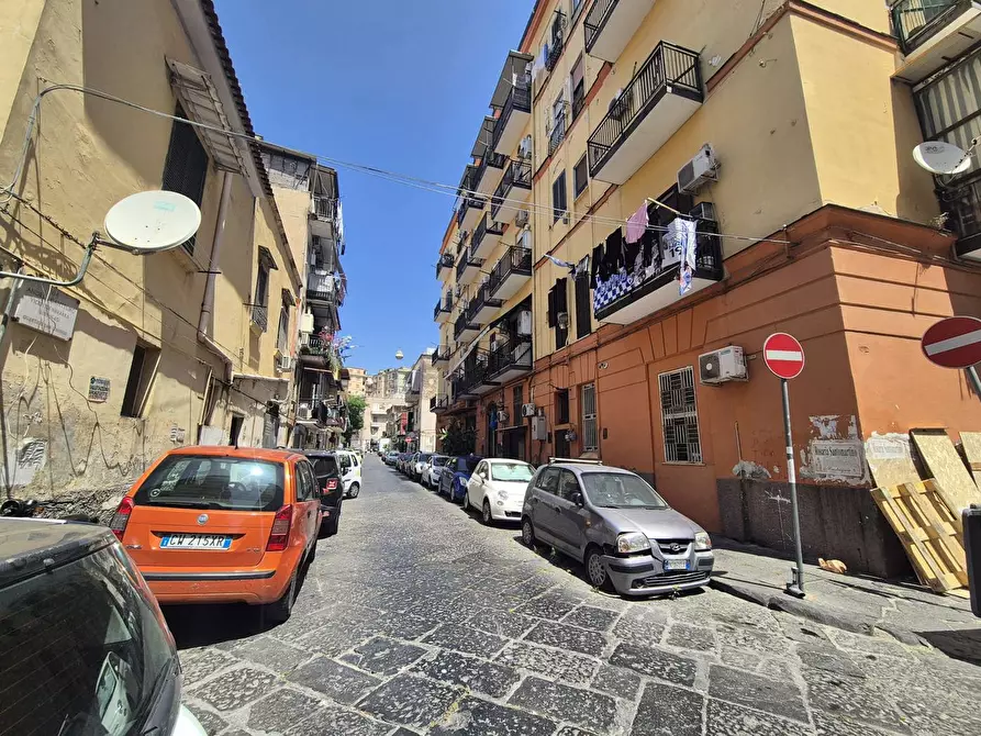 Immagine 15 di Appartamento in vendita  in Via Andrea Cantelmo a Napoli