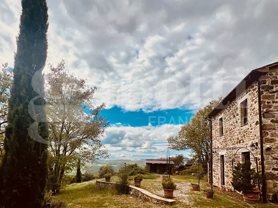 Immagine 1 di Rustico / casale in vendita  in Via di Vitozza, 16 a Sorano