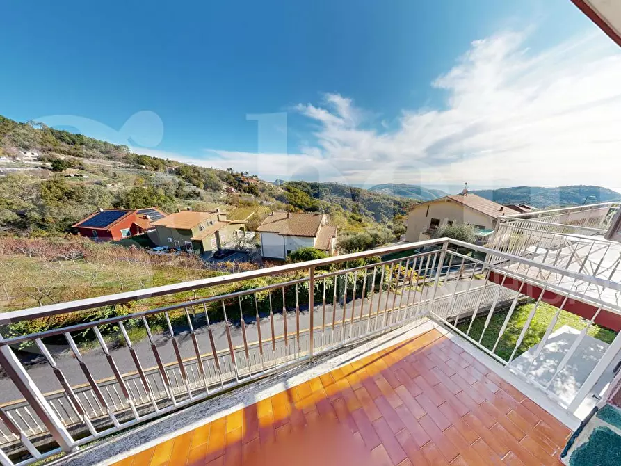 Immagine 38 di Appartamento in vendita  in Via per Gorra a Finale Ligure