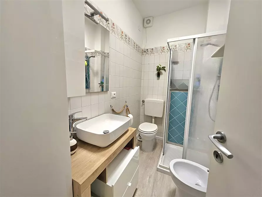 Immagine 12 di Appartamento in vendita  in Via DEL BALICO, 1 a Massa