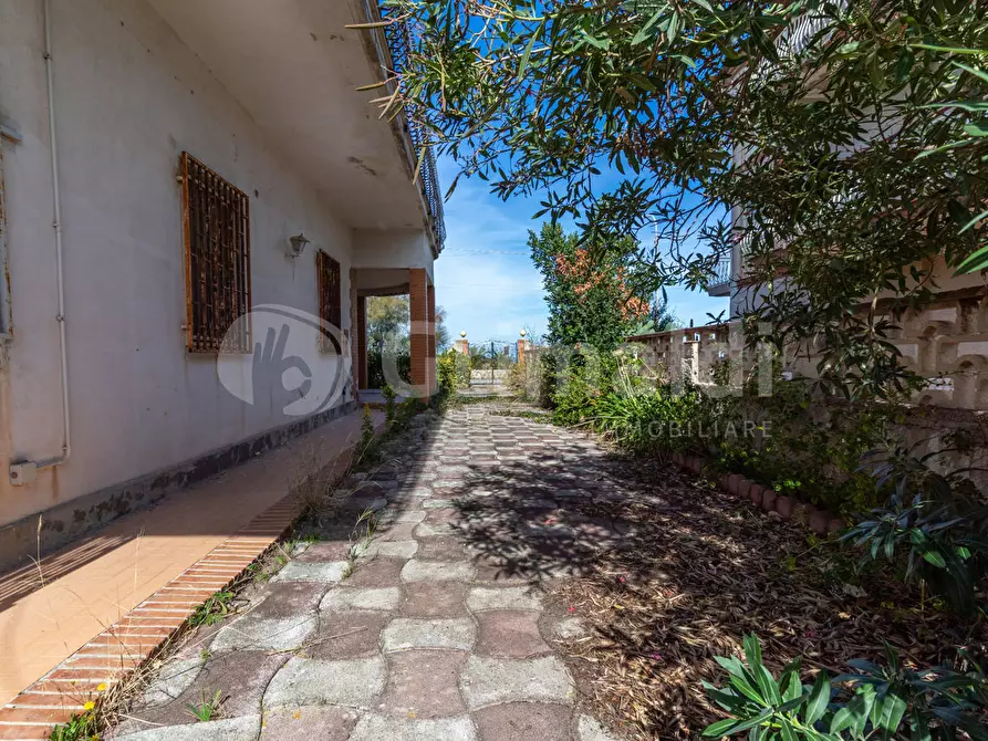 Immagine 3 di Villa in vendita  in Via Franca Maria Gianni, 40 a Siracusa