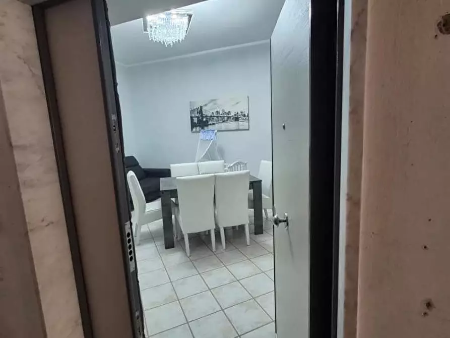 Immagine 4 di Appartamento in vendita  in Via Tenente Luigi Rossi, 87 a Boscotrecase