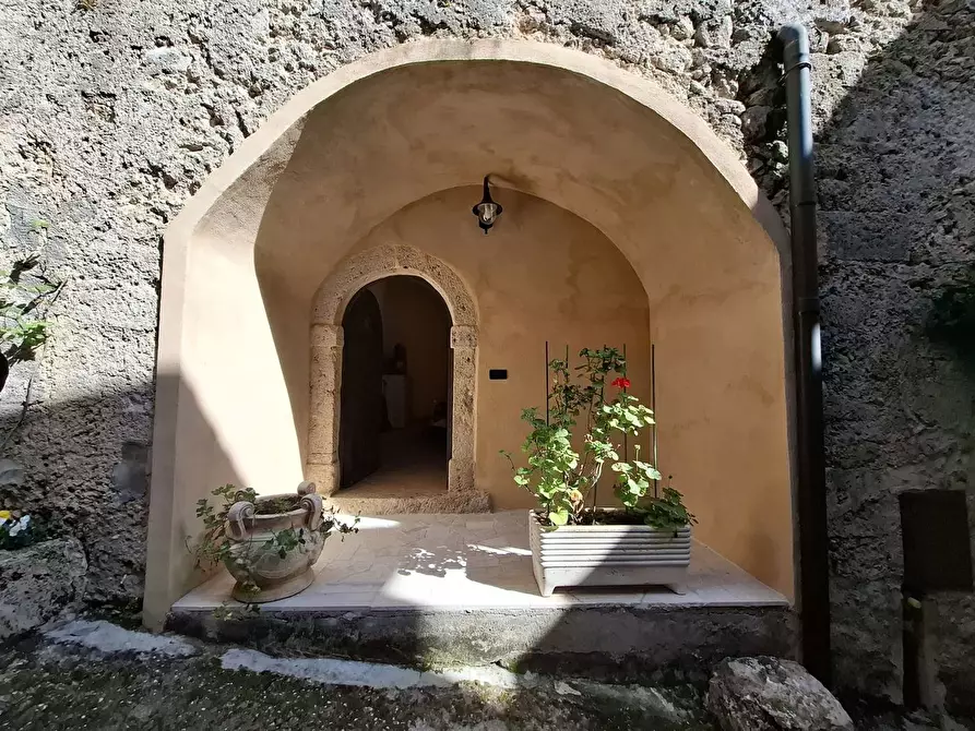 Immagine 29 di Appartamento in vendita  in Via Scesa, 5 a Fontechiari