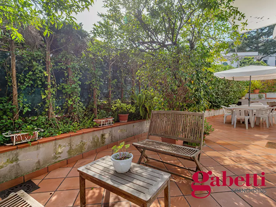 Immagine 22 di Appartamento in vendita  in Via Torquato Tasso, 343 a Napoli