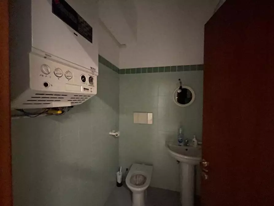 Immagine 11 di Negozio in affitto  in Via san magno, snc a Anagni