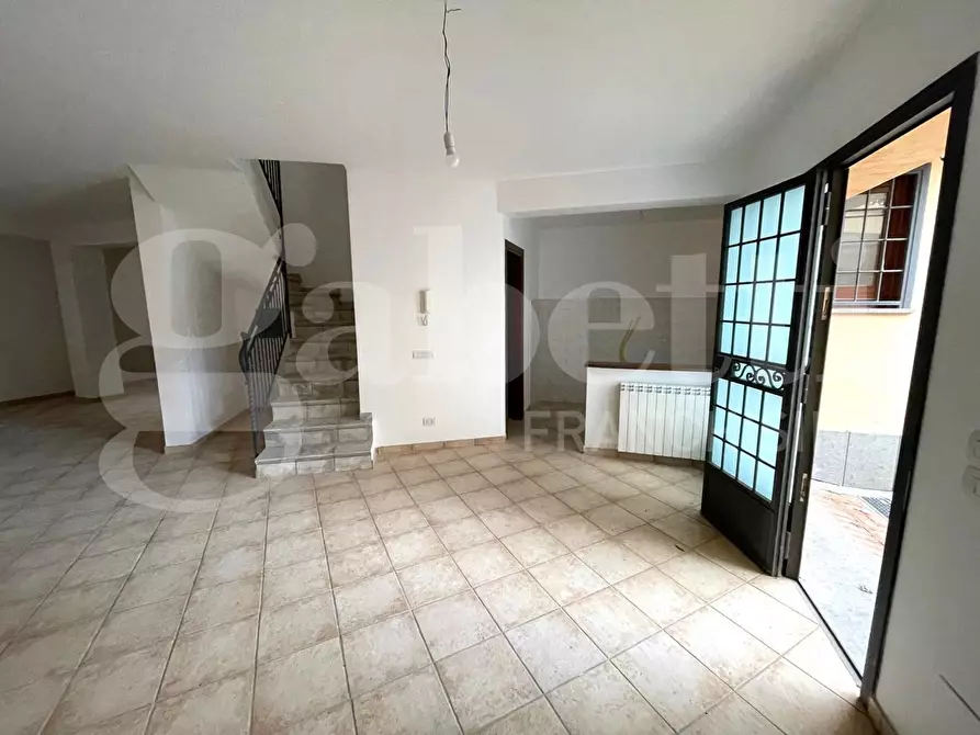 Immagine 47 di Casa bifamiliare in vendita  in Via dei Ciclamini, 25 a Rocca Di Papa