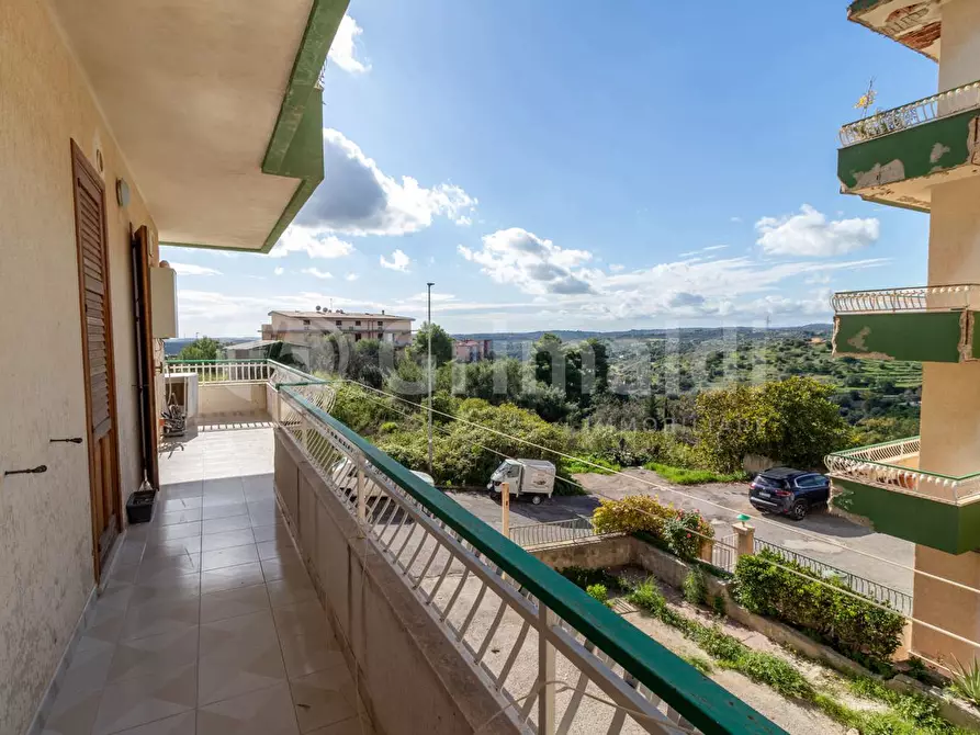 Immagine 8 di Appartamento in vendita  in Via Don Lorenzo Milani a Noto