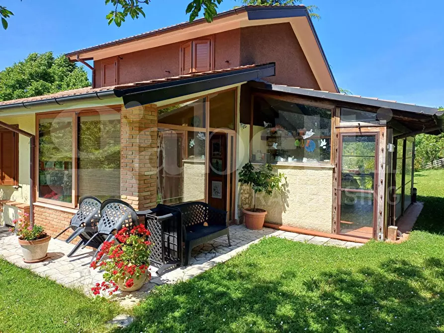 Immagine 18 di Villa in vendita  in Via SAN MARIA DEL MONTE, snc a Borbona