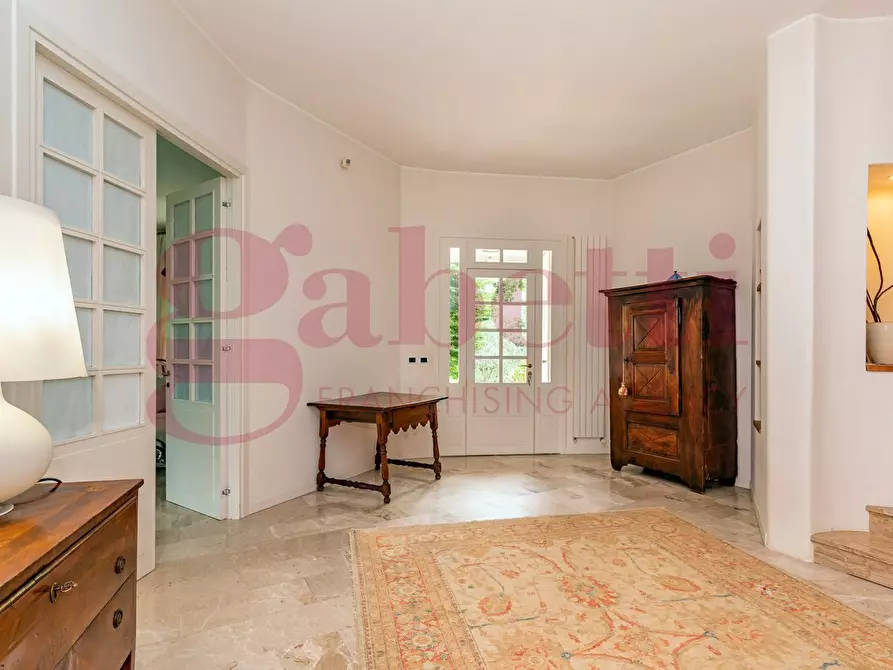 Immagine 8 di Villa in vendita  in Via Volturno, 22 a Bergamo