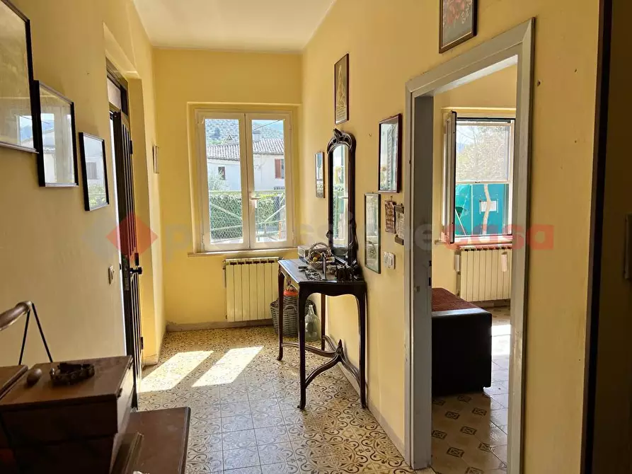 Immagine 4 di Terratetto in vendita  in Via Campelo sul clitunno, via santa rita a Campello Sul Clitunno