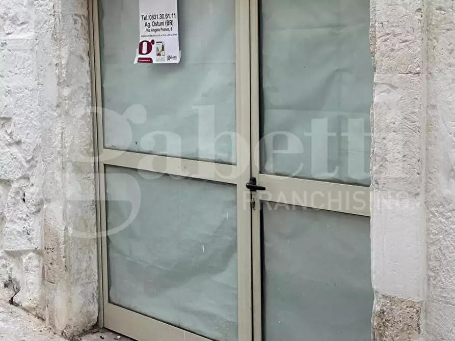 Immagine 3 di Box auto in vendita  in Via Roma a Ostuni