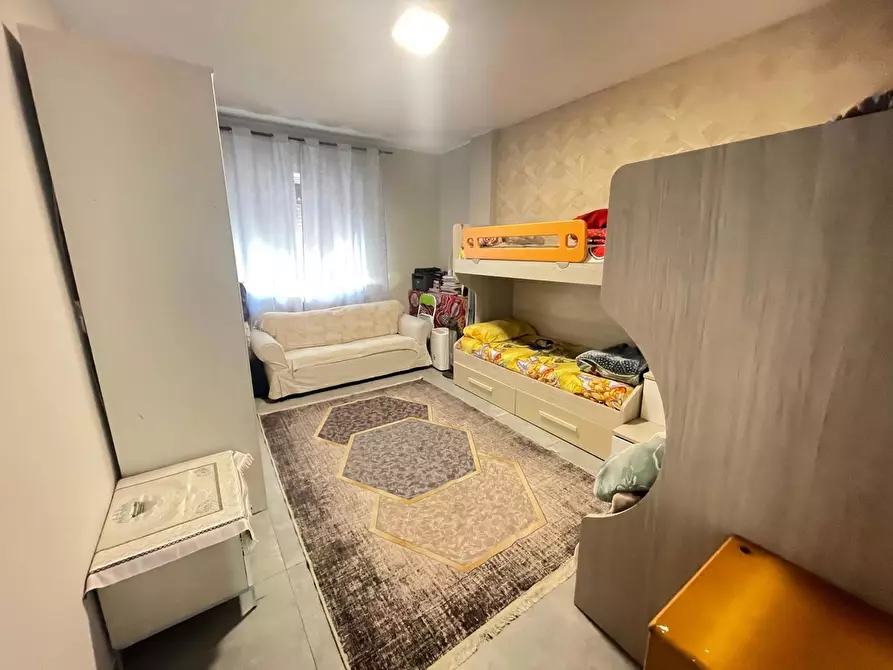 Immagine 15 di Appartamento in vendita  in Piazza cavour, 7 a Abbiategrasso