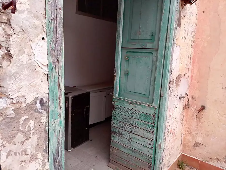 Immagine 2 di Appartamento in vendita  in Via Vittorio Emanuele, Snc a Mondragone