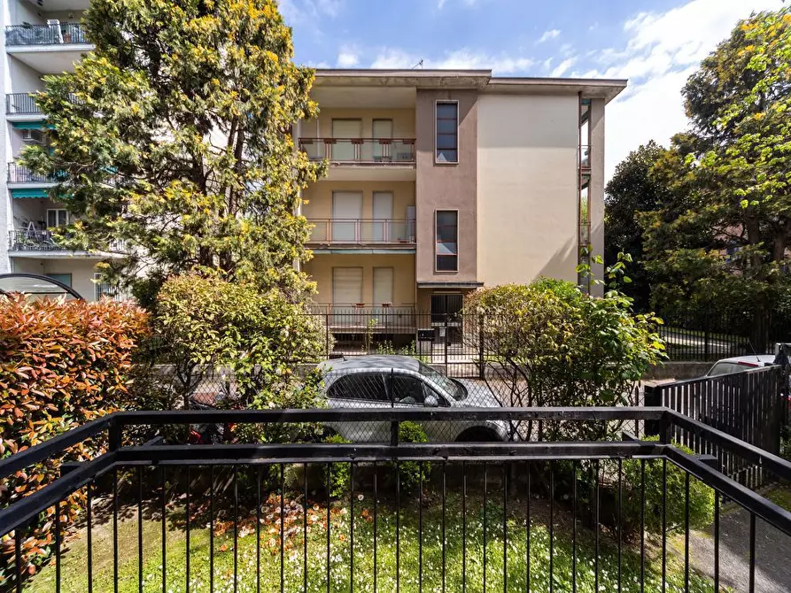 Immagine 7 di Appartamento in vendita  in Via Francesco Guerrazzi, 39 a Monza