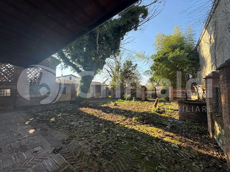 Immagine 3 di Villa in vendita  in Via CAVOUR, 16 a San Cipriano Po