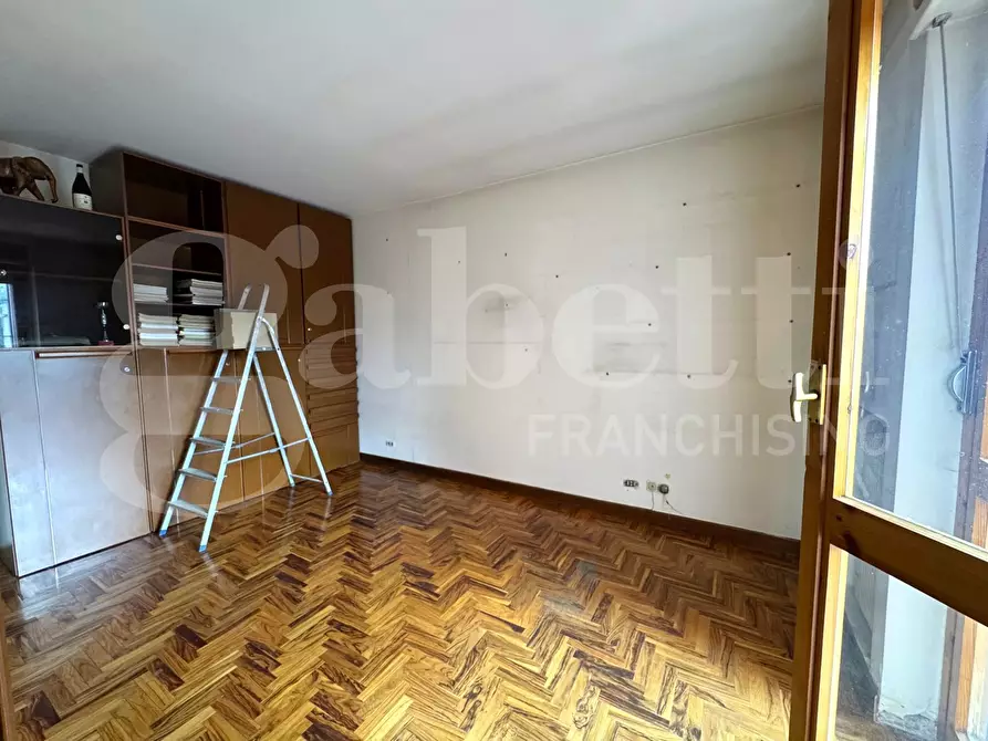 Immagine 30 di Appartamento in vendita  in Via Carlo Emilio Gadda, 151 a Roma