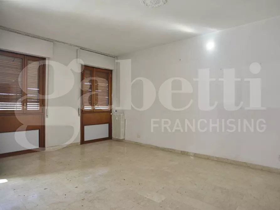 Immagine 7 di Appartamento in vendita  in Viale delle Repubblica, 60 a Bari