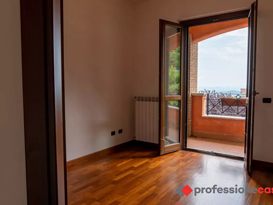 Immagine 31 di Villetta a schiera in vendita  in Via due giugno, snc a Sgurgola