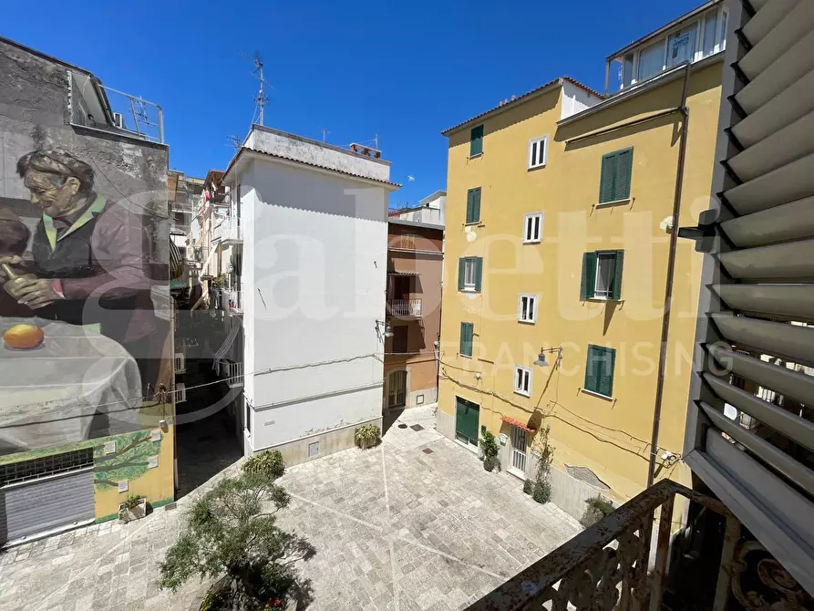 Immagine 11 di Appartamento in affitto  in Vicolo Portone, 3 a Gaeta