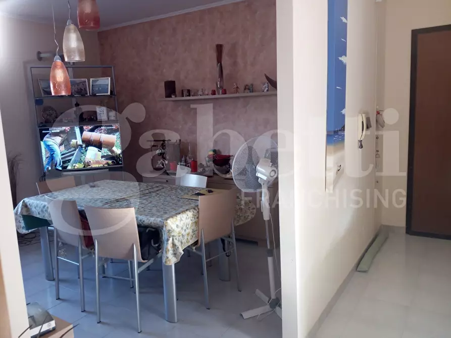 Immagine 31 di Appartamento in vendita  in Piazza SANDRO PERTINI, 22 a Taranto