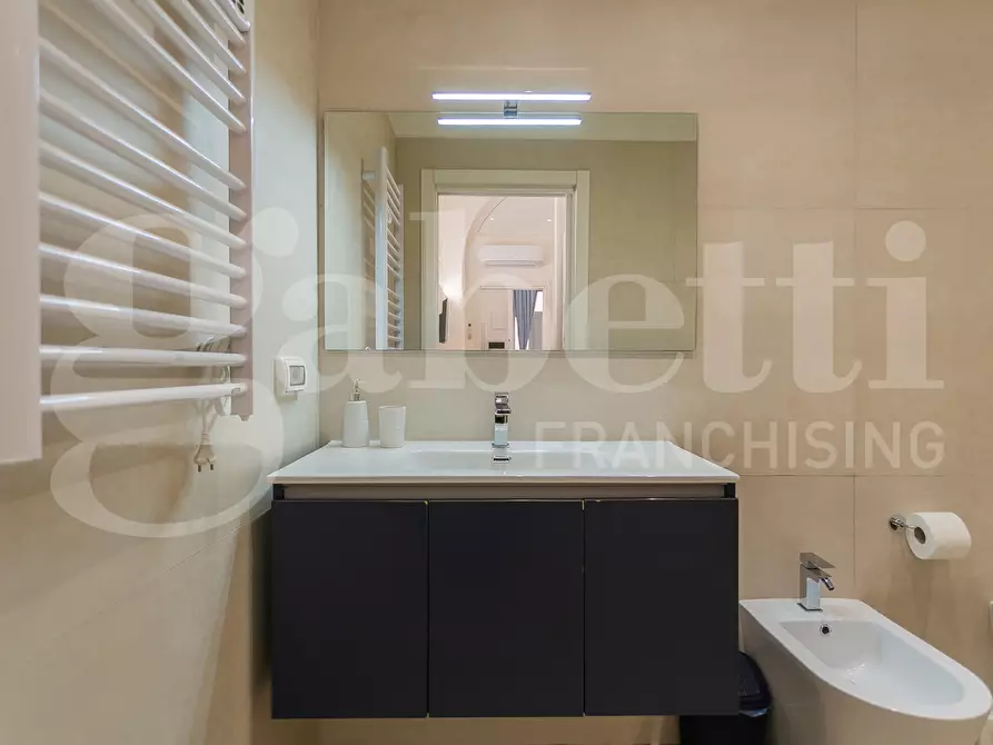 Immagine 18 di Appartamento in vendita  in Via NIZZA a Bari