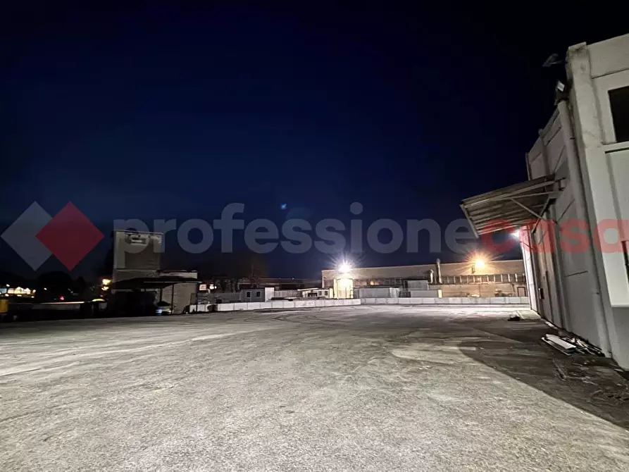 Immagine 14 di Capannone industriale in affitto  in Via Asi Consortile, snc a Ferentino