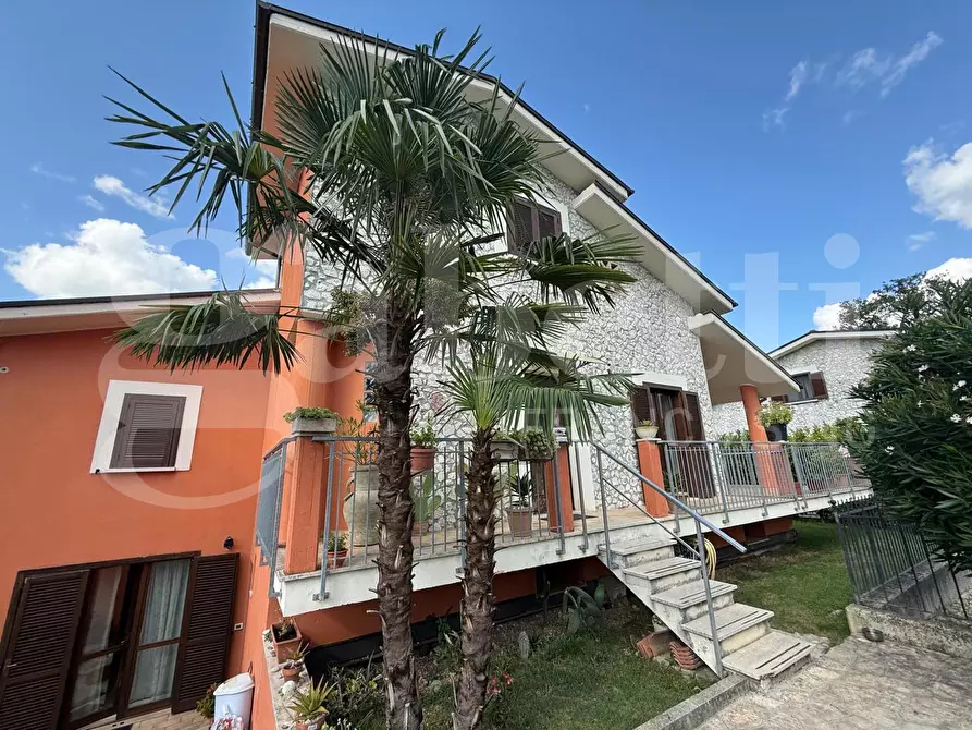 Immagine 1 di Casa bifamiliare in vendita  in Via turano, 71 a Contigliano