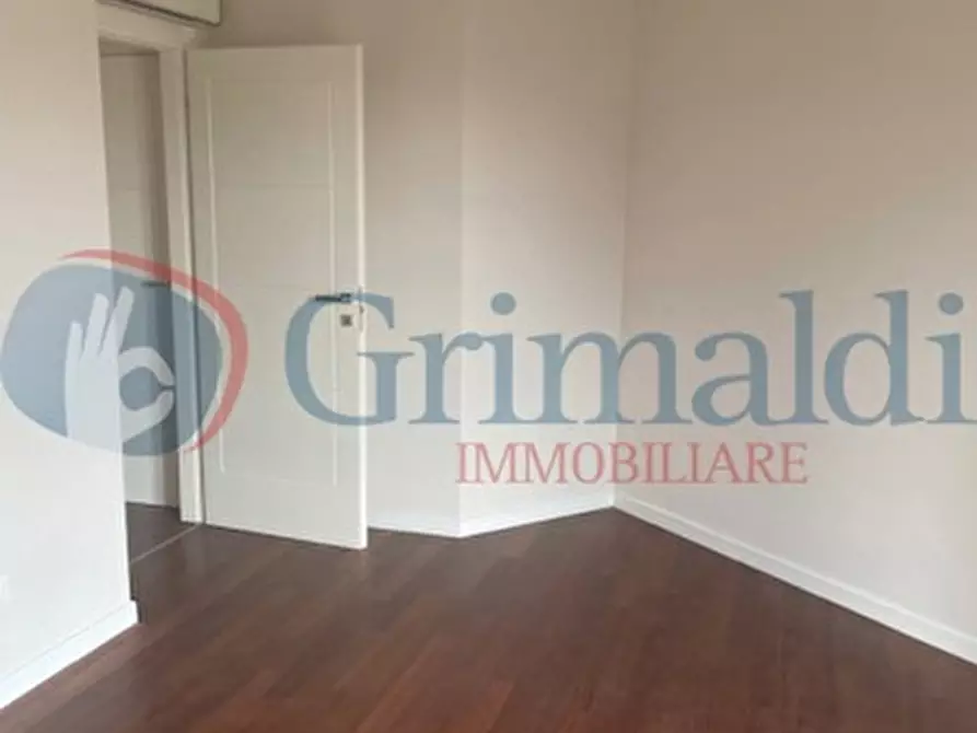 Immagine 10 di Appartamento in vendita  in Piazza attias a Livorno