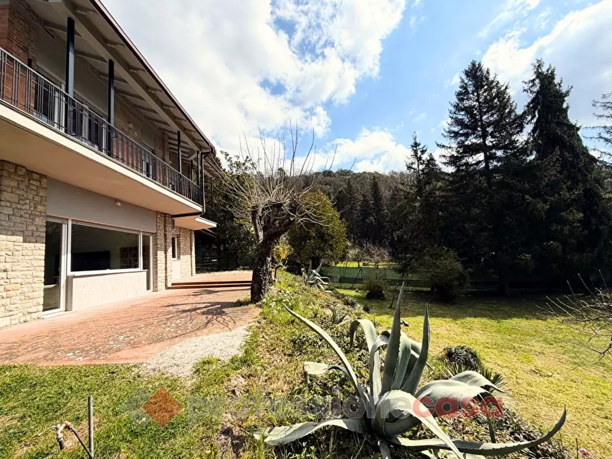 Immagine 23 di Villa in vendita  in Strada Dei Conservoni a Perugia