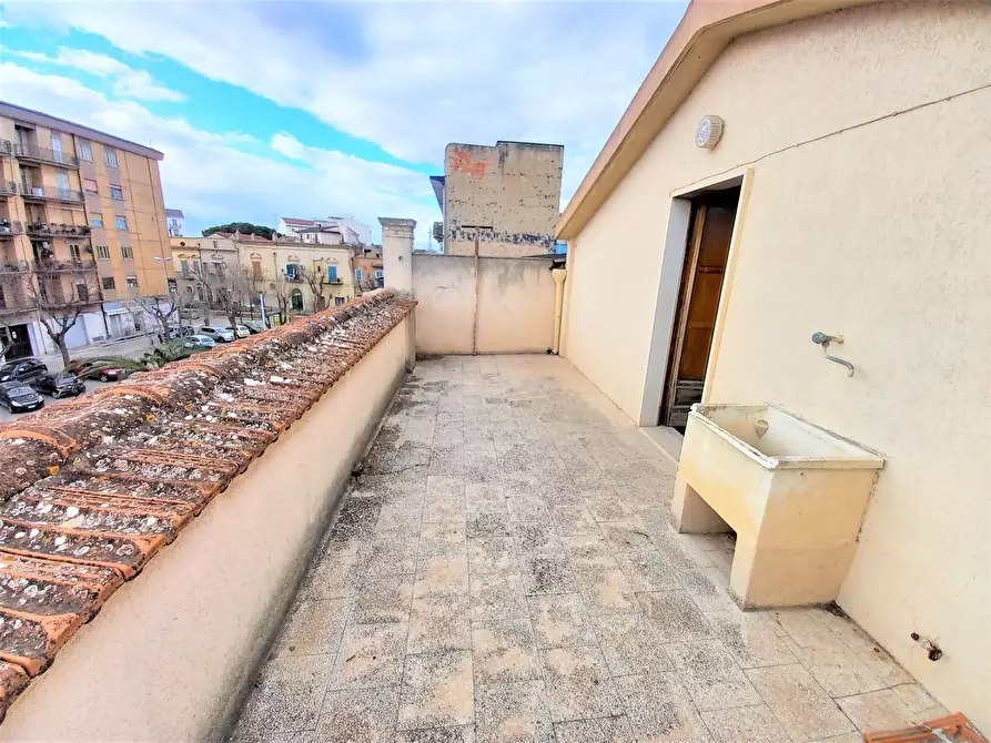 Immagine 2 di Casa indipendente in vendita  in Corso AMEDEO D'AOSTA a San Severo