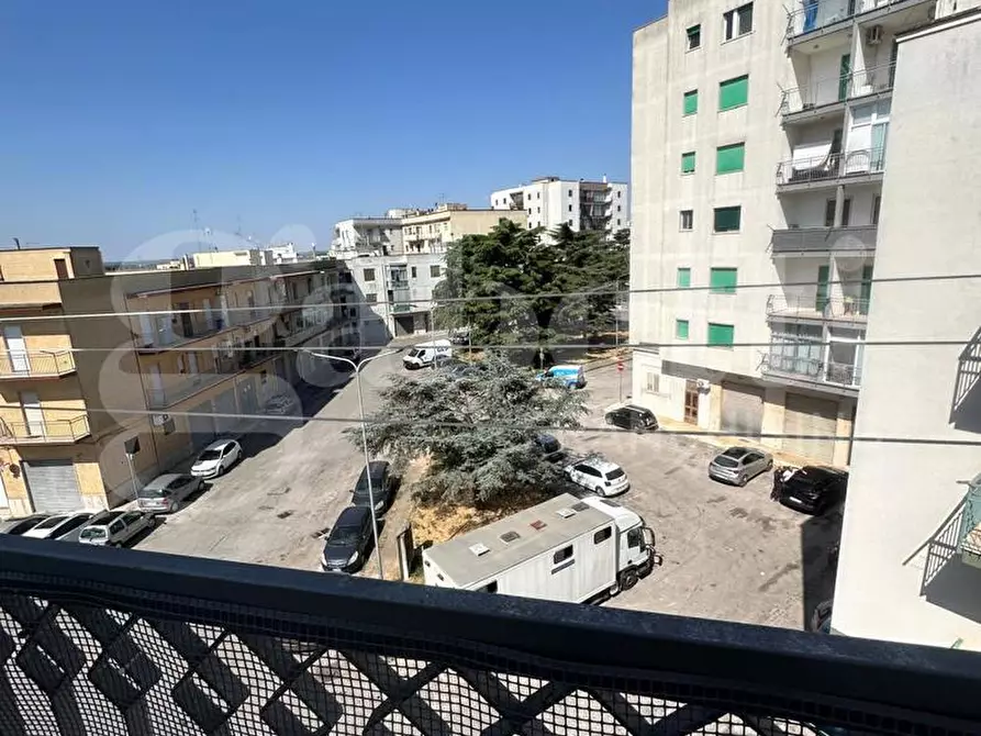 Immagine 24 di Appartamento in vendita  in Via Raffaele Braico a Ostuni