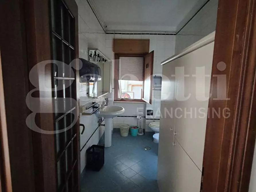 Immagine 21 di Appartamento in vendita  in Corso Umberto I, 221 a Torre Annunziata