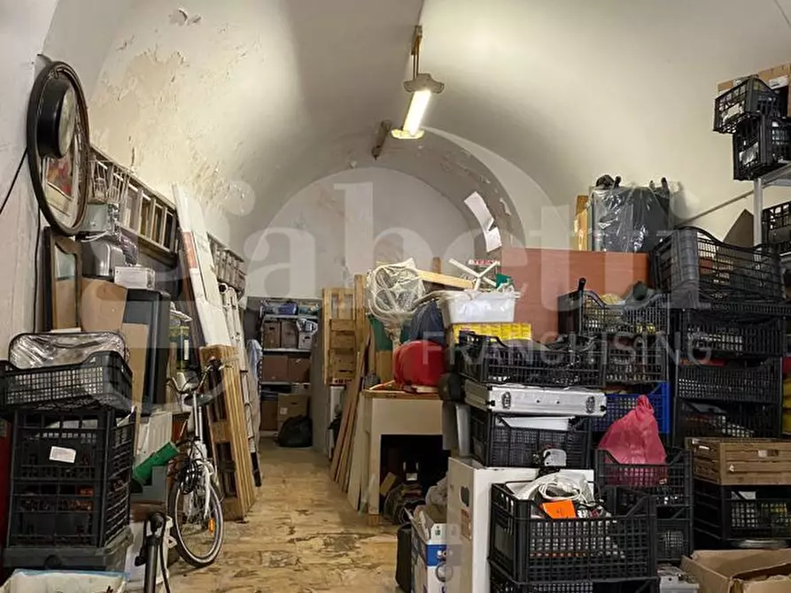 Immagine 2 di Negozio in vendita  in Via Giacomo Matteotti a Nardo'