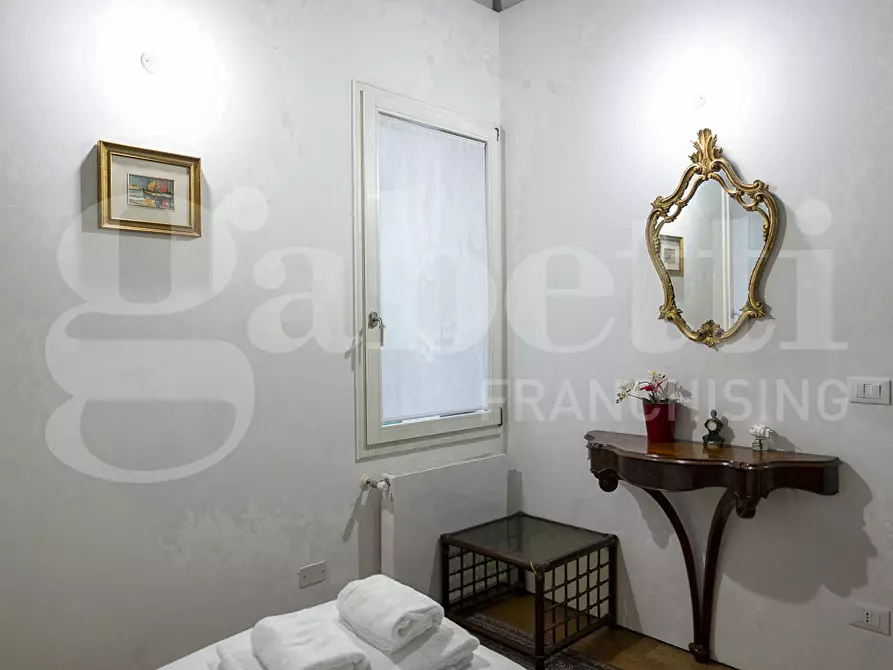 Immagine 9 di Appartamento in vendita  in Strada Nova, . a Venezia