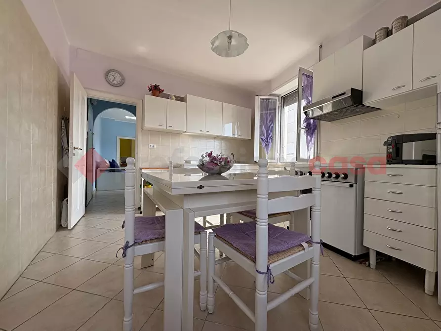 Immagine 2 di Appartamento in vendita  in Via PADRE BIAGIO, 17 a Terracina