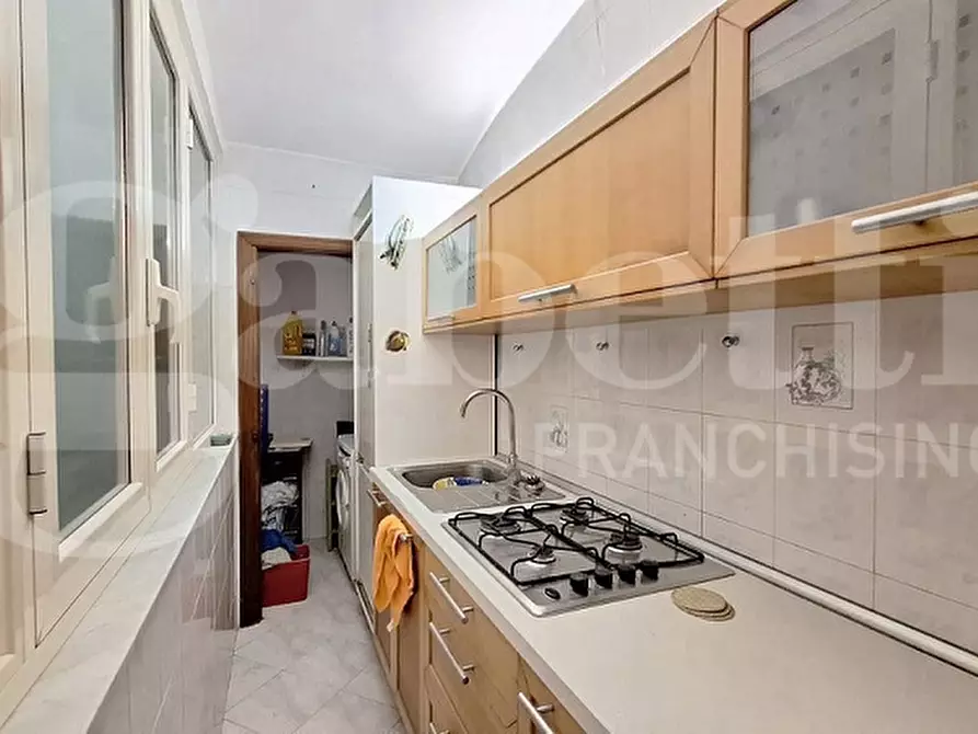 Immagine 6 di Appartamento in affitto  in Via Giovanni Paladino a Napoli