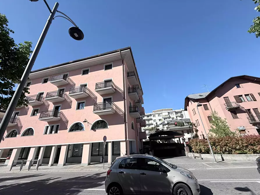 Immagine 12 di Ufficio in affitto  in Corso Padre Lorenzo, 29 a Aosta