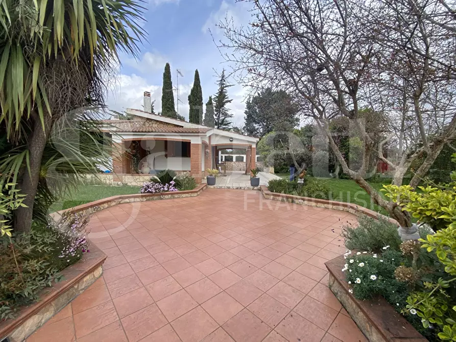 Immagine 1 di Villetta a schiera in vendita  in Via riconciliazione dei Cristiani, nc a Cassano Delle Murge