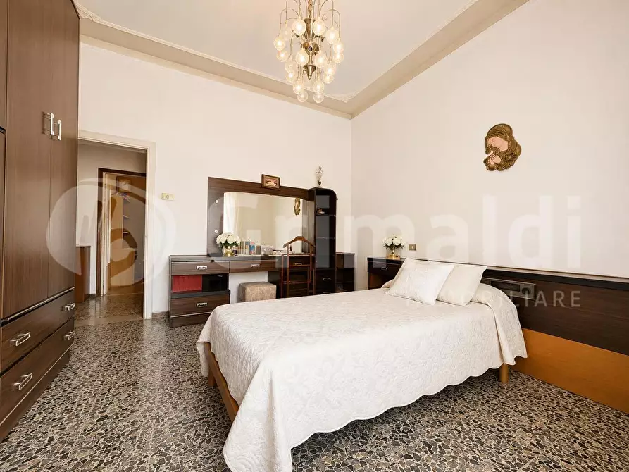 Immagine 9 di Appartamento in vendita  in Viale guglielmo marconi, 1b a Livorno