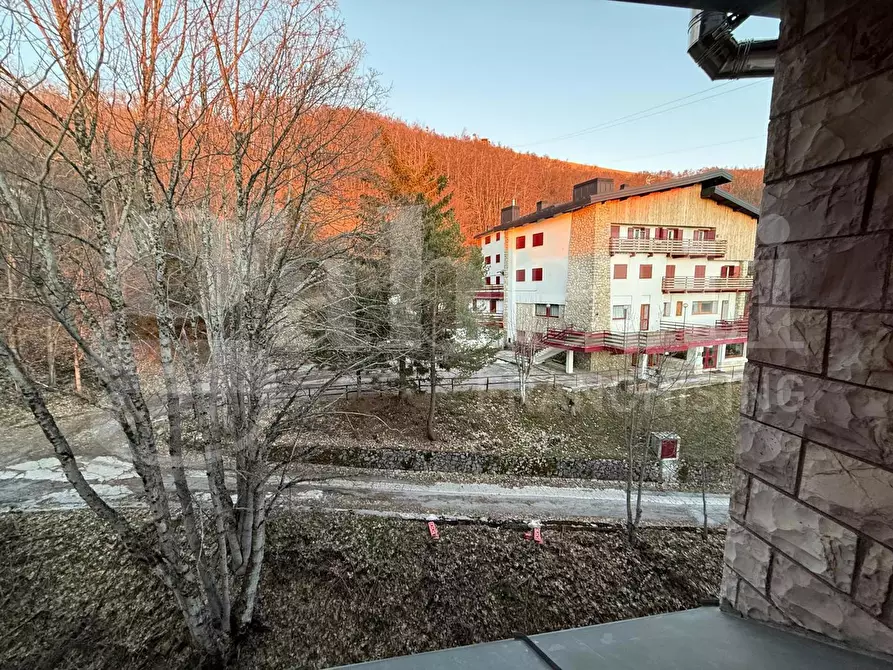 Immagine 5 di Appartamento in vendita  in Via PAZZALE PIAN DE VALLI, snc a Rieti