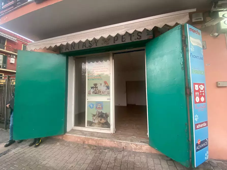 Immagine 1 di Negozio in affitto  in Via San Martino, 26 a San Giorgio A Cremano