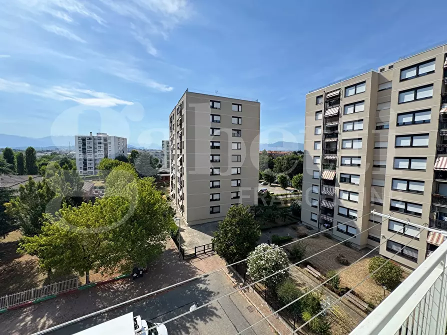 Immagine 7 di Appartamento in vendita  in Via Dante di Nanni a Grugliasco
