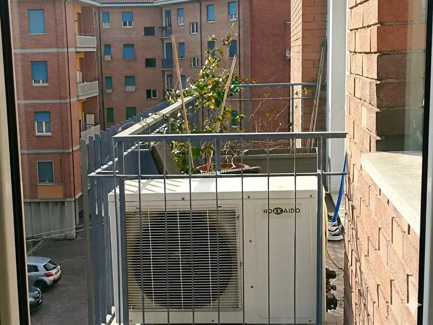 Immagine 8 di Appartamento in vendita  in Via Lustrini, 7 a Reggio Nell'emilia