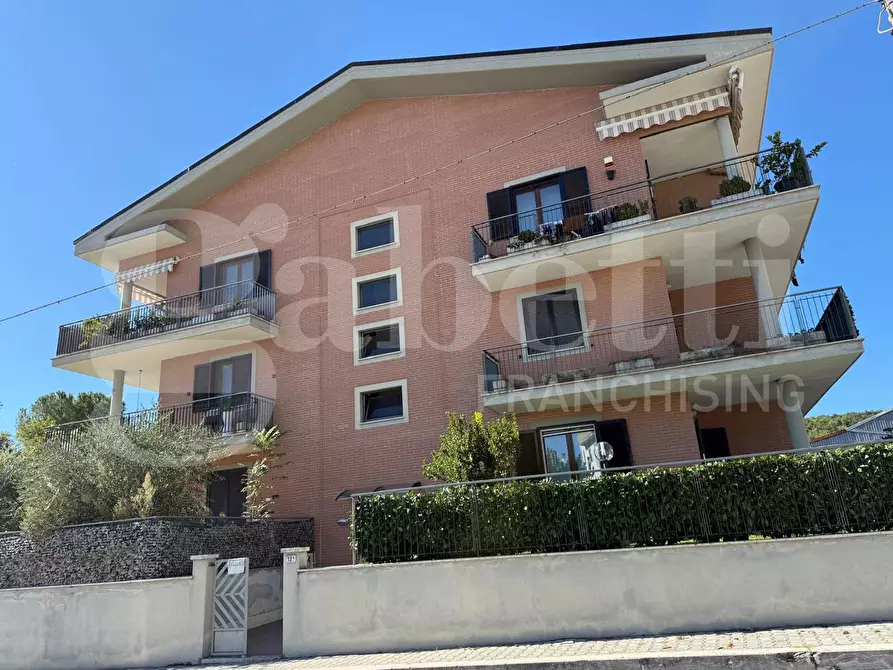 Immagine 2 di Appartamento in vendita  in Via lisciano, 12 a Rieti